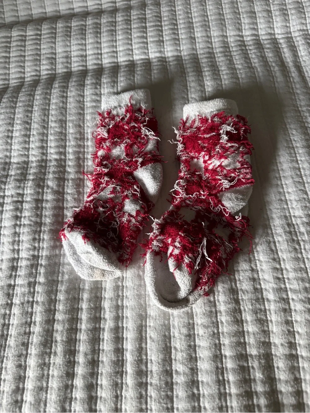 Red White Snowflake Fuzzy Slipper Socks Fair Isle Winter Holiday Cozy Lounge